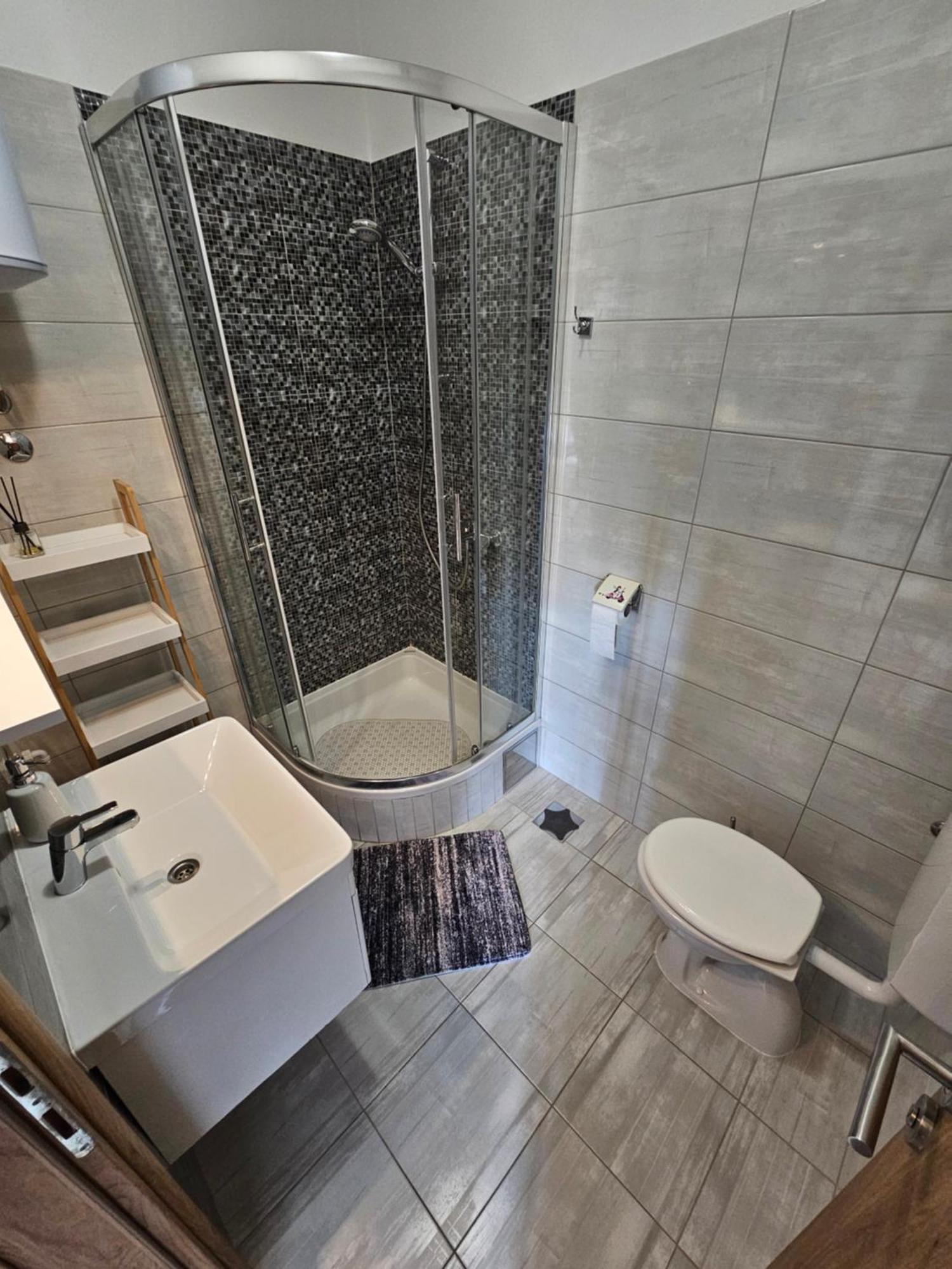 Apartments Grgic โตรกีร์ ภายนอก รูปภาพ