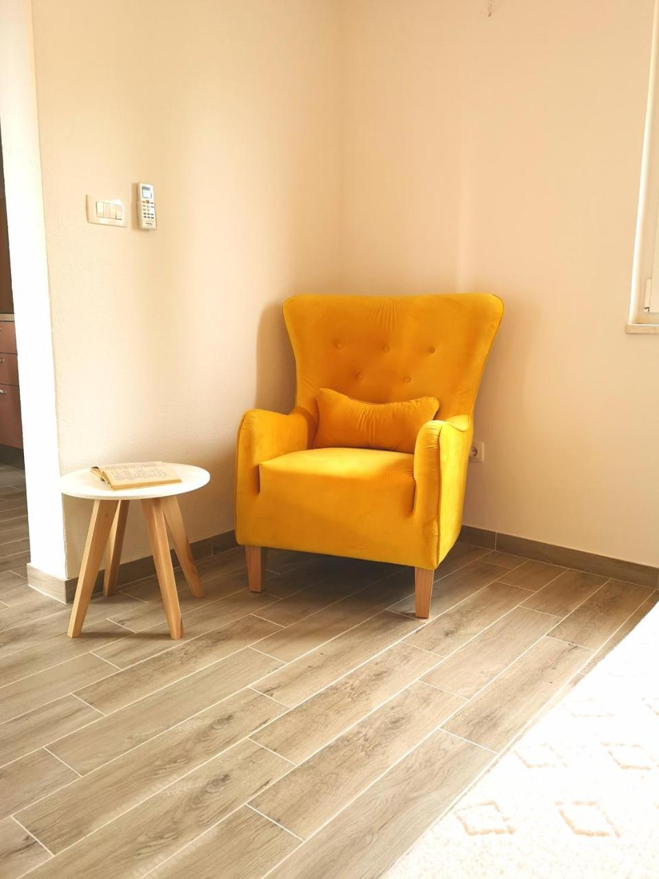 Apartments Grgic โตรกีร์ ภายนอก รูปภาพ